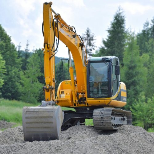 Earthmoving & Rock Breaking Equipment